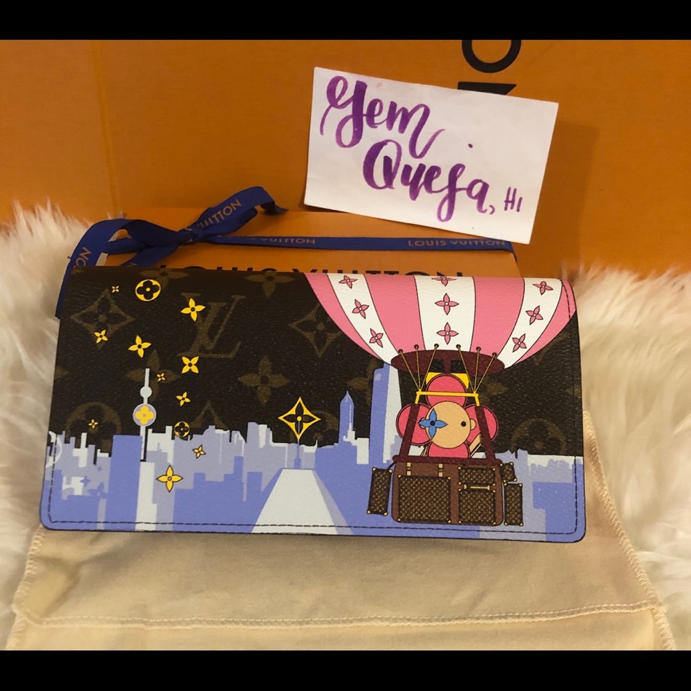 Brand New Auth Louis Vuitton Sara Wallet Christmas
